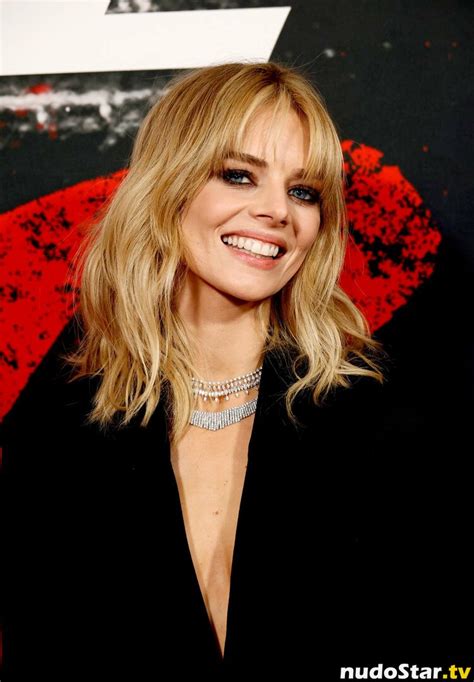 samara weaving nude|Samara Weaving Nude Photos & Leaked Videos